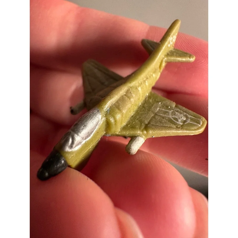 Micro Machines Funrise‎ 1988 mini USAF Fighter Jet green camo
